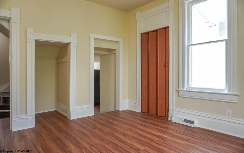 405 Forest Avenue, Morgantown, West Virginia 26505, 3 Bedrooms Bedrooms, 7 Rooms Rooms,2 BathroomsBathrooms,Residential Rentals,For Rent,Forest,10159851