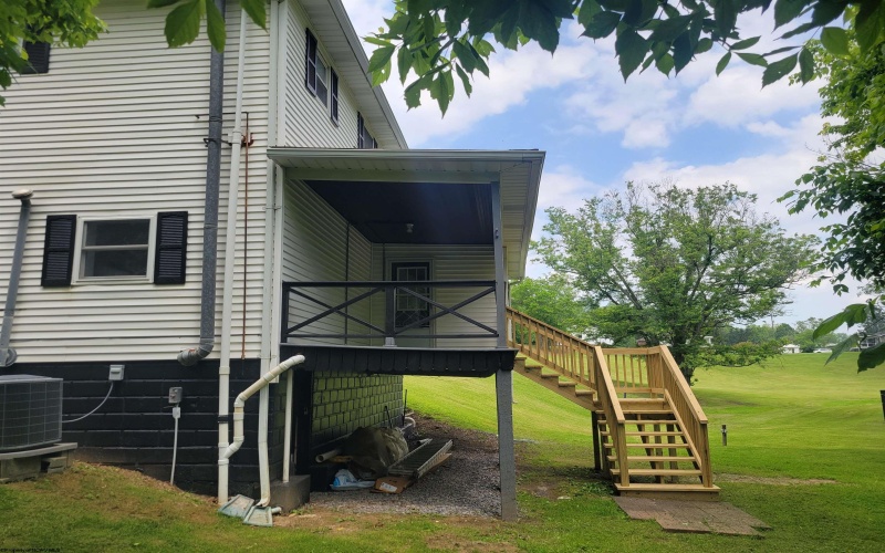 1236 Francis Mine Road, Fairmont, West Virginia 26554, 3 Bedrooms Bedrooms, 6 Rooms Rooms,1 BathroomBathrooms,Single Family Detached,For Sale,Francis Mine,10159849