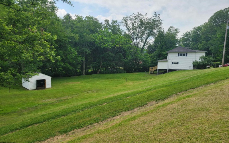 1236 Francis Mine Road, Fairmont, West Virginia 26554, 3 Bedrooms Bedrooms, 6 Rooms Rooms,1 BathroomBathrooms,Single Family Detached,For Sale,Francis Mine,10159849