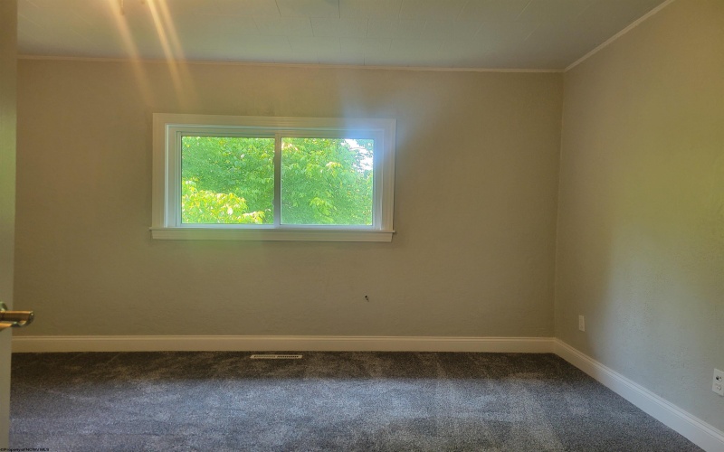 1236 Francis Mine Road, Fairmont, West Virginia 26554, 3 Bedrooms Bedrooms, 6 Rooms Rooms,1 BathroomBathrooms,Single Family Detached,For Sale,Francis Mine,10159849