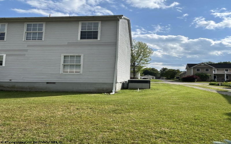 40 Meade Street, Buckhannon, West Virginia 26201, 3 Bedrooms Bedrooms, 9 Rooms Rooms,2 BathroomsBathrooms,Single Family Detached,For Sale,Meade,10159848