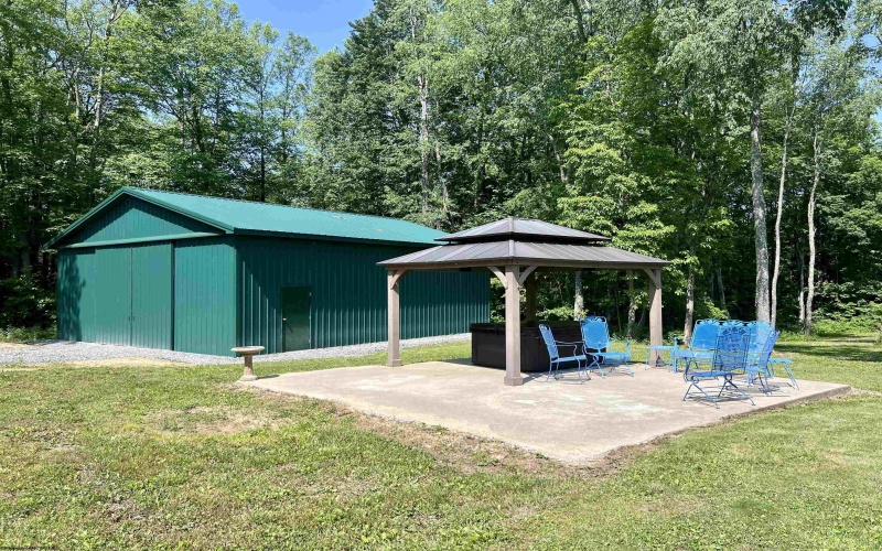 575 Weaver Road, Belington, West Virginia 26250, 4 Bedrooms Bedrooms, 12 Rooms Rooms,3 BathroomsBathrooms,Single Family Detached,For Sale,Weaver,10159832