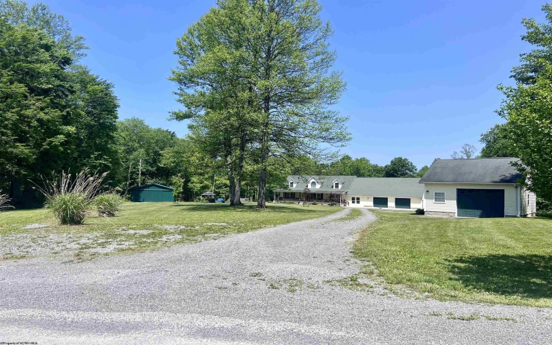575 Weaver Road, Belington, West Virginia 26250, 4 Bedrooms Bedrooms, 12 Rooms Rooms,3 BathroomsBathrooms,Single Family Detached,For Sale,Weaver,10159832