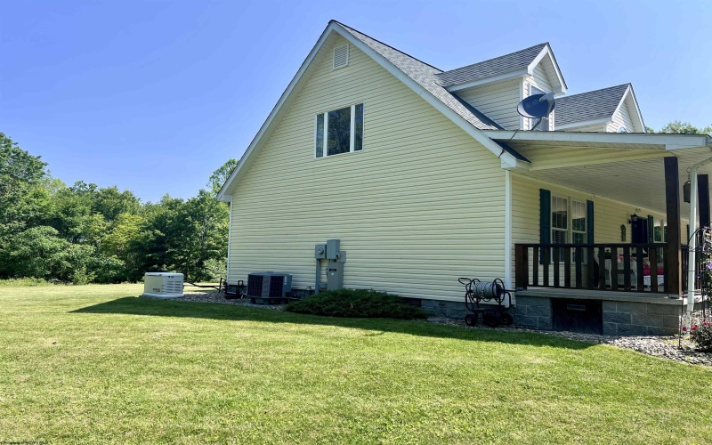 575 Weaver Road, Belington, West Virginia 26250, 4 Bedrooms Bedrooms, 12 Rooms Rooms,3 BathroomsBathrooms,Single Family Detached,For Sale,Weaver,10159832