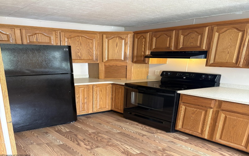 300 Brown Avenue, Belington, West Virginia 26250, 3 Bedrooms Bedrooms, 7 Rooms Rooms,1 BathroomBathrooms,Single Family Detached,For Sale,Brown,10159833