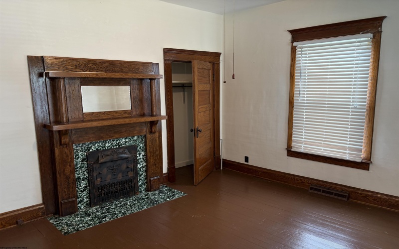 2309 Pride Avenue, Clarksburg, West Virginia 26301, 2 Bedrooms Bedrooms, 6 Rooms Rooms,1 BathroomBathrooms,Single Family Detached,For Sale,Pride,10159835
