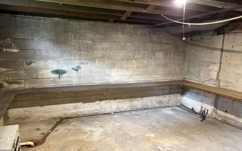 2309 Pride Avenue, Clarksburg, West Virginia 26301, 2 Bedrooms Bedrooms, 6 Rooms Rooms,1 BathroomBathrooms,Single Family Detached,For Sale,Pride,10159835