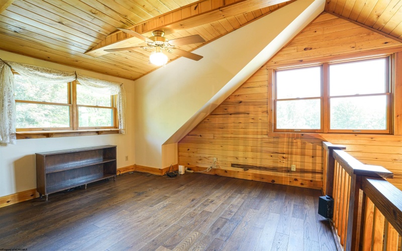 15 Jordan Lane, Morgantown, West Virginia 26501, 3 Bedrooms Bedrooms, 8 Rooms Rooms,2 BathroomsBathrooms,Single Family Detached,For Sale,Jordan,10159840