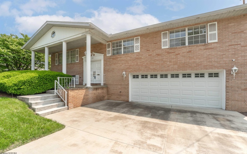 330 Baldwin Street, Morgantown, West Virginia 26505, 3 Bedrooms Bedrooms, 12 Rooms Rooms,2 BathroomsBathrooms,Single Family Detached,For Sale,Baldwin,10159856