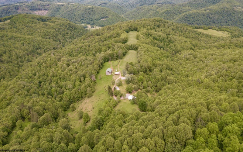 2302 Red Rock Road, Rowlesburg, West Virginia 26425, 2 Bedrooms Bedrooms, 6 Rooms Rooms,1 BathroomBathrooms,Single Family Detached,For Sale,Red Rock,10157380