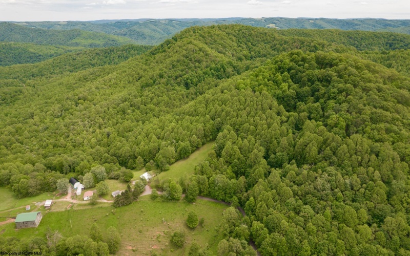 2302 Red Rock Road, Rowlesburg, West Virginia 26425, 2 Bedrooms Bedrooms, 6 Rooms Rooms,1 BathroomBathrooms,Single Family Detached,For Sale,Red Rock,10157380