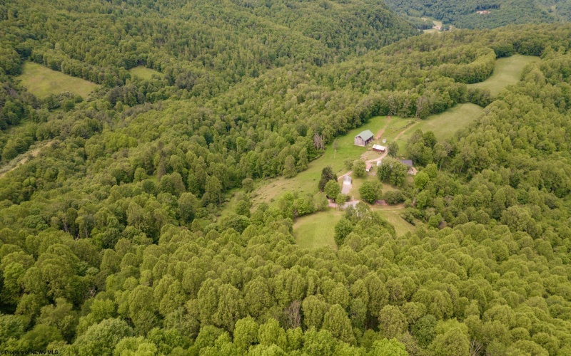2302 Red Rock Road, Rowlesburg, West Virginia 26425, 2 Bedrooms Bedrooms, 6 Rooms Rooms,1 BathroomBathrooms,Single Family Detached,For Sale,Red Rock,10157380