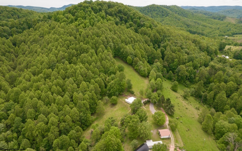 2302 Red Rock Road, Rowlesburg, West Virginia 26425, 2 Bedrooms Bedrooms, 6 Rooms Rooms,1 BathroomBathrooms,Single Family Detached,For Sale,Red Rock,10157380