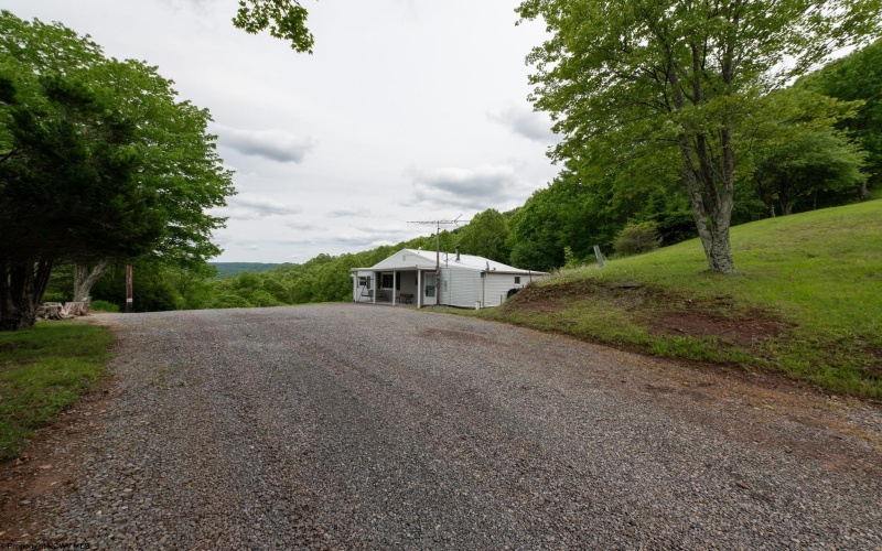 2302 Red Rock Road, Rowlesburg, West Virginia 26425, 2 Bedrooms Bedrooms, 6 Rooms Rooms,1 BathroomBathrooms,Single Family Detached,For Sale,Red Rock,10157380