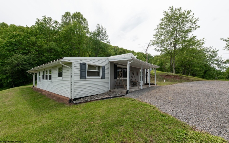 2302 Red Rock Road, Rowlesburg, West Virginia 26425, 2 Bedrooms Bedrooms, 6 Rooms Rooms,1 BathroomBathrooms,Single Family Detached,For Sale,Red Rock,10157380