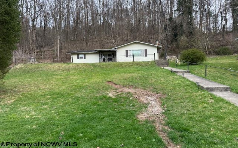 152 Liberty Street, Salem, West Virginia 26426, 3 Bedrooms Bedrooms, 5 Rooms Rooms,1 BathroomBathrooms,Single Family Detached,For Sale,Liberty,10158780