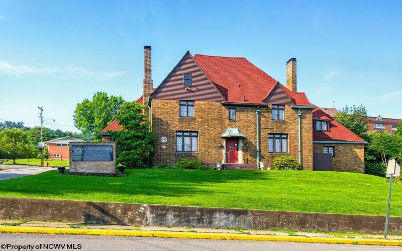 401 Washington Avenue, Clarksburg, West Virginia 26301, ,Commercial/industrial,For Sale,Washington,10159861