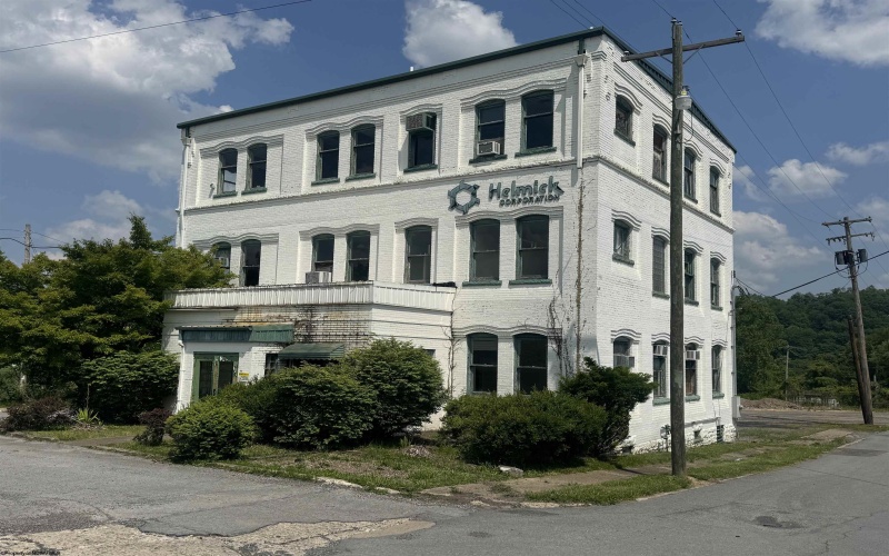 998 Minor Avenue, Fairmont, West Virginia 26554, ,Commercial/industrial,For Sale,Minor,10159865