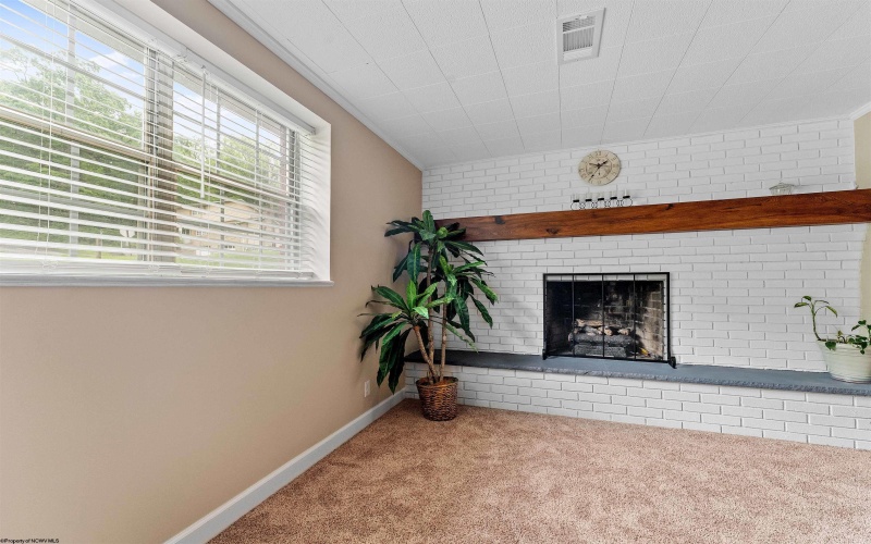 101 Forest Drive, Morgantown, West Virginia 26505, 4 Bedrooms Bedrooms, 8 Rooms Rooms,3 BathroomsBathrooms,Single Family Detached,For Sale,Forest,10159860