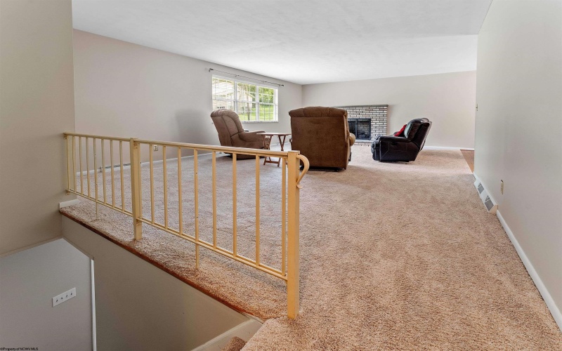 101 Forest Drive, Morgantown, West Virginia 26505, 4 Bedrooms Bedrooms, 8 Rooms Rooms,3 BathroomsBathrooms,Single Family Detached,For Sale,Forest,10159860