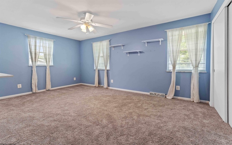 101 Forest Drive, Morgantown, West Virginia 26505, 4 Bedrooms Bedrooms, 8 Rooms Rooms,3 BathroomsBathrooms,Single Family Detached,For Sale,Forest,10159860