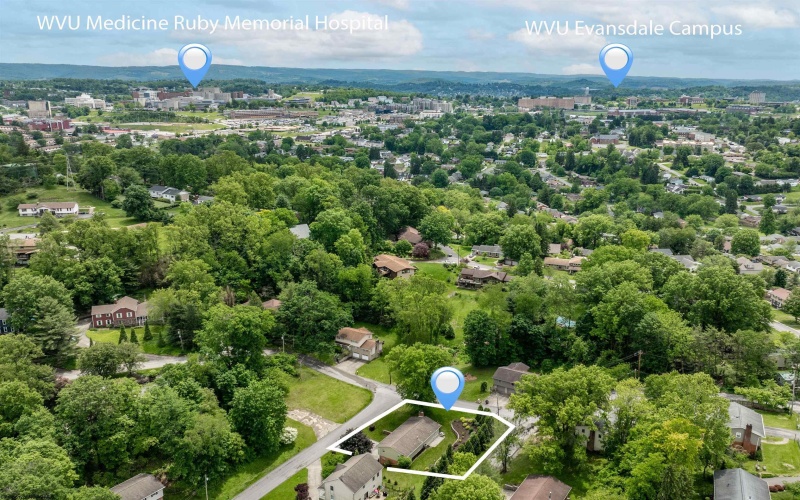 101 Forest Drive, Morgantown, West Virginia 26505, 4 Bedrooms Bedrooms, 8 Rooms Rooms,3 BathroomsBathrooms,Single Family Detached,For Sale,Forest,10159860