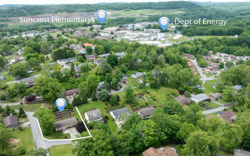 101 Forest Drive, Morgantown, West Virginia 26505, 4 Bedrooms Bedrooms, 8 Rooms Rooms,3 BathroomsBathrooms,Single Family Detached,For Sale,Forest,10159860