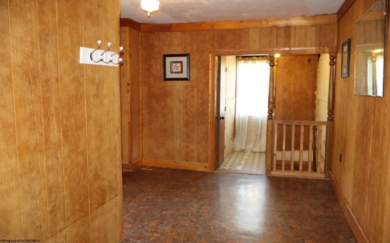 200 Spence Street, Fairmont, West Virginia 26554, 2 Bedrooms Bedrooms, 8 Rooms Rooms,1 BathroomBathrooms,Single Family Detached,For Sale,Spence,10159864