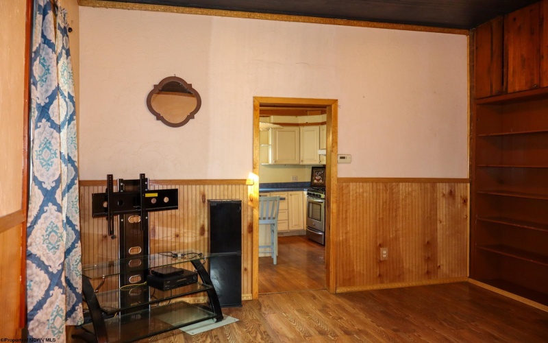 200 Spence Street, Fairmont, West Virginia 26554, 2 Bedrooms Bedrooms, 8 Rooms Rooms,1 BathroomBathrooms,Single Family Detached,For Sale,Spence,10159864