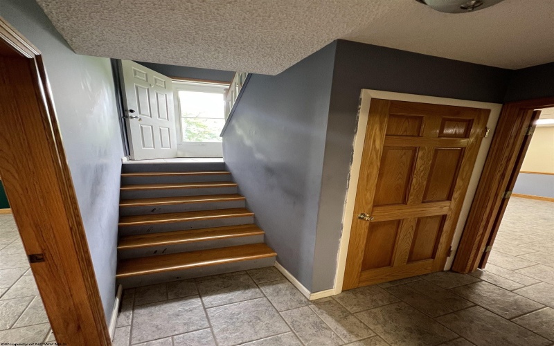 1564 Files Creek Road, Beverly, West Virginia 26253, 3 Bedrooms Bedrooms, 10 Rooms Rooms,3 BathroomsBathrooms,Single Family Detached,For Sale,Files Creek,10159869