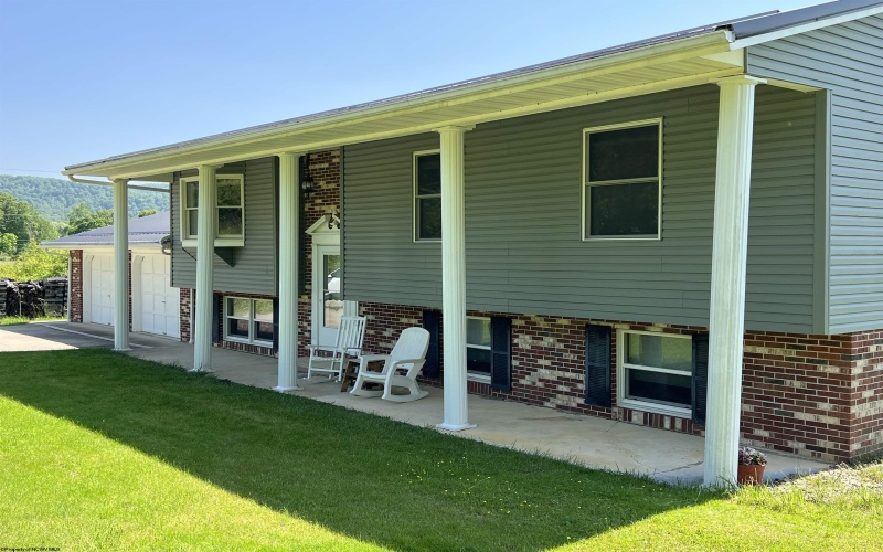 1564 Files Creek Road, Beverly, West Virginia 26253, 3 Bedrooms Bedrooms, 10 Rooms Rooms,3 BathroomsBathrooms,Single Family Detached,For Sale,Files Creek,10159869