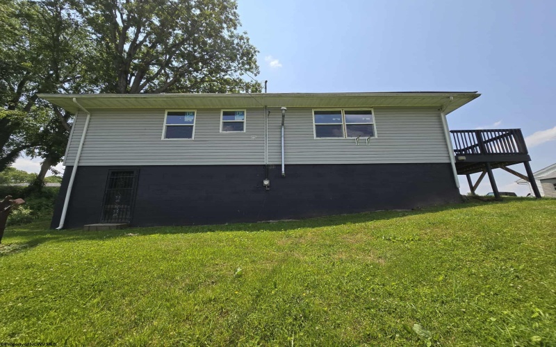5059 Walnut Street, West Milford, West Virginia 26301, 3 Bedrooms Bedrooms, 5 Rooms Rooms,1 BathroomBathrooms,Single Family Detached,For Sale,Walnut,10159859