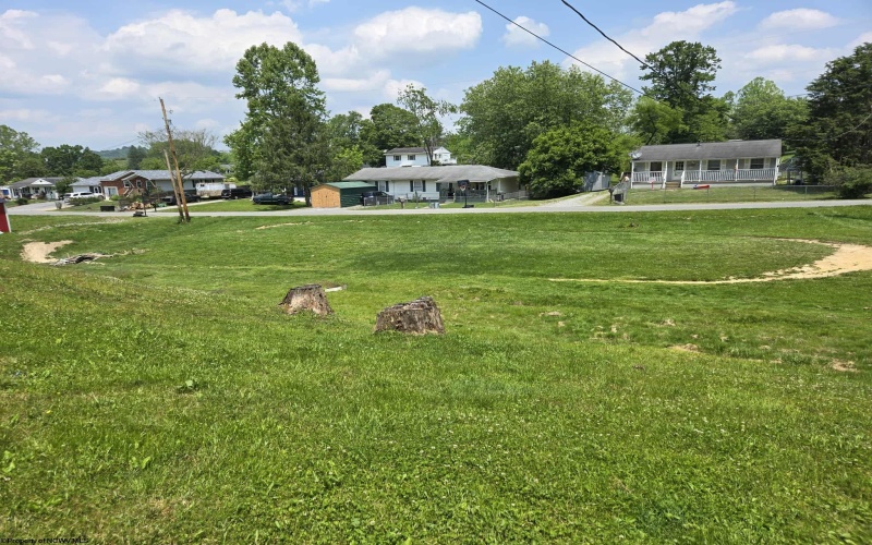 5059 Walnut Street, West Milford, West Virginia 26301, 3 Bedrooms Bedrooms, 5 Rooms Rooms,1 BathroomBathrooms,Single Family Detached,For Sale,Walnut,10159859