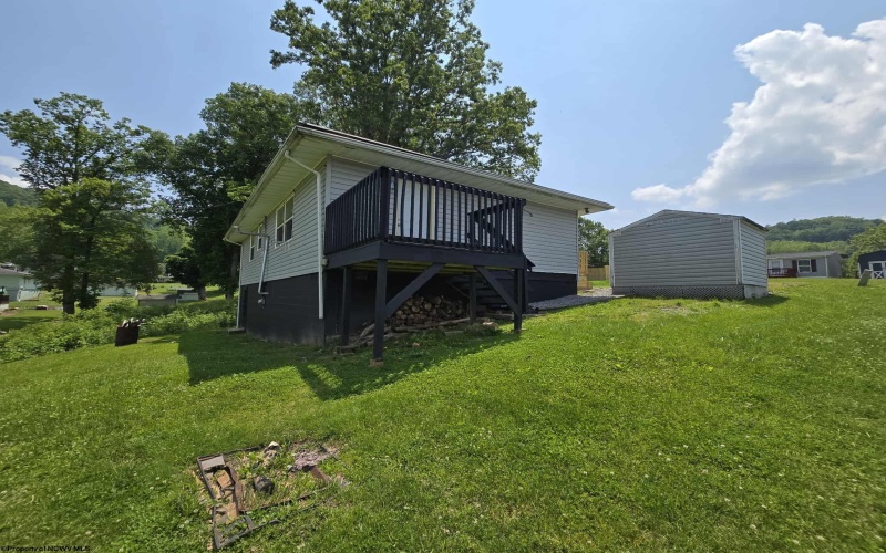 5059 Walnut Street, West Milford, West Virginia 26301, 3 Bedrooms Bedrooms, 5 Rooms Rooms,1 BathroomBathrooms,Single Family Detached,For Sale,Walnut,10159859