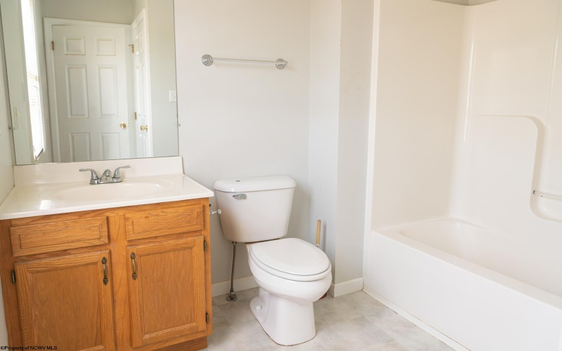 880 Tremont Street, Morgantown, West Virginia 26505, 3 Bedrooms Bedrooms, 6 Rooms Rooms,2 BathroomsBathrooms,Single Family Attached,For Sale,Tremont,10159885