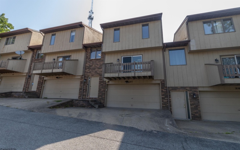 1230 Van Voorhis Road, Morgantown, West Virginia 26505, 3 Bedrooms Bedrooms, 5 Rooms Rooms,2 BathroomsBathrooms,Single Family Attached,For Sale,Van Voorhis,10159887