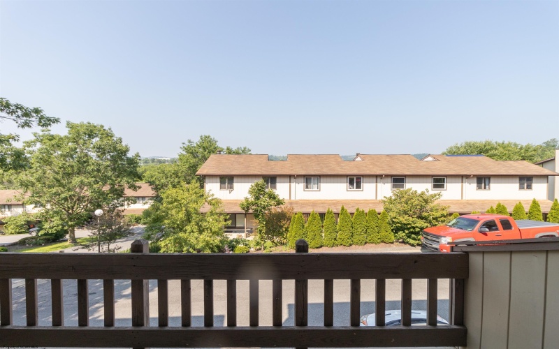 1230 Van Voorhis Road, Morgantown, West Virginia 26505, 3 Bedrooms Bedrooms, 5 Rooms Rooms,2 BathroomsBathrooms,Single Family Attached,For Sale,Van Voorhis,10159887