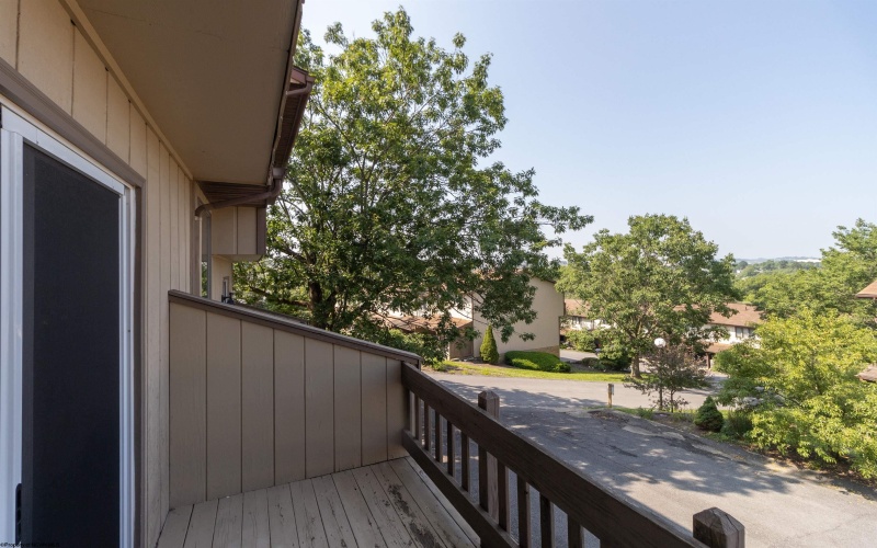 1230 Van Voorhis Road, Morgantown, West Virginia 26505, 3 Bedrooms Bedrooms, 5 Rooms Rooms,2 BathroomsBathrooms,Single Family Attached,For Sale,Van Voorhis,10159887