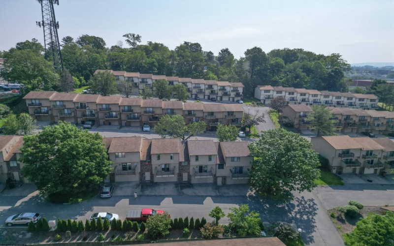 1230 Van Voorhis Road, Morgantown, West Virginia 26505, 3 Bedrooms Bedrooms, 5 Rooms Rooms,2 BathroomsBathrooms,Single Family Attached,For Sale,Van Voorhis,10159887