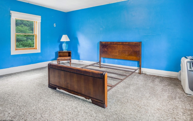 240 Diamond Avenue, Morgantown, West Virginia 26505, 2 Bedrooms Bedrooms, 4 Rooms Rooms,1 BathroomBathrooms,Single Family Detached,For Sale,Diamond,10159889