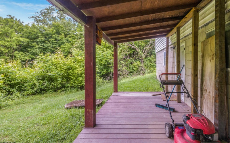 240 Diamond Avenue, Morgantown, West Virginia 26505, 2 Bedrooms Bedrooms, 4 Rooms Rooms,1 BathroomBathrooms,Single Family Detached,For Sale,Diamond,10159889