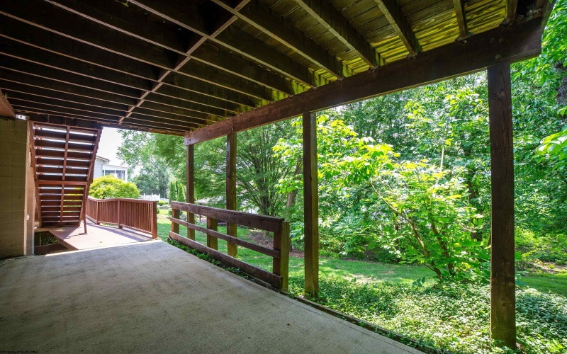 1457 Dogwood Avenue, Morgantown, West Virginia 26505, 3 Bedrooms Bedrooms, 7 Rooms Rooms,2 BathroomsBathrooms,Single Family Detached,For Sale,Dogwood,10159890