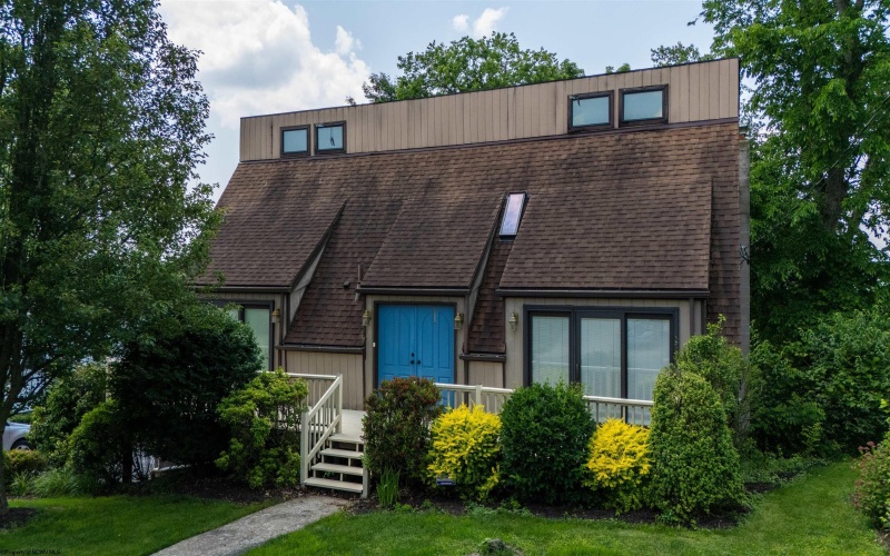 1457 Dogwood Avenue, Morgantown, West Virginia 26505, 3 Bedrooms Bedrooms, 7 Rooms Rooms,2 BathroomsBathrooms,Single Family Detached,For Sale,Dogwood,10159890