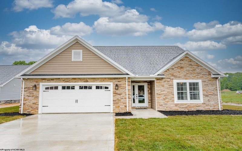 3 Cliff View Drive, Morgantown, West Virginia 26508, 3 Bedrooms Bedrooms, 6 Rooms Rooms,2 BathroomsBathrooms,Single Family Detached,For Sale,Cliff View,10159895