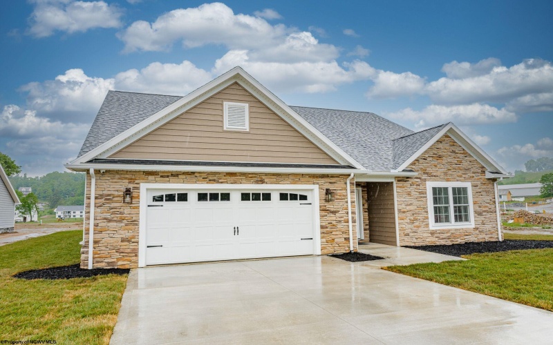 3 Cliff View Drive, Morgantown, West Virginia 26508, 3 Bedrooms Bedrooms, 6 Rooms Rooms,2 BathroomsBathrooms,Single Family Detached,For Sale,Cliff View,10159895