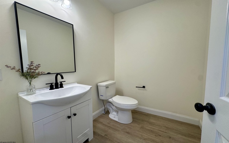 1595 Mary Lou Retton Drive, Fairmont, West Virginia 26554, 4 Bedrooms Bedrooms, 6 Rooms Rooms,3 BathroomsBathrooms,Single Family Detached,For Sale,Mary Lou Retton,10159896