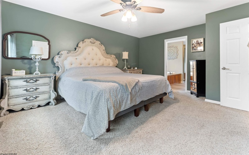 10 TJ Lane, Morgantown, West Virginia 26501, 5 Bedrooms Bedrooms, 10 Rooms Rooms,3 BathroomsBathrooms,Single Family Detached,For Sale,TJ,10159899
