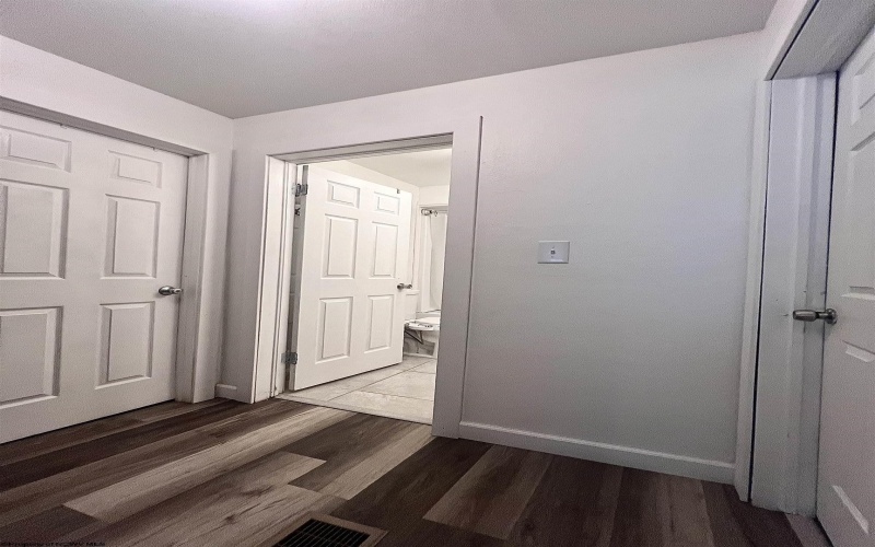 443 Lawman Avenue, Bridgeport, West Virginia 26330, 3 Bedrooms Bedrooms, 6 Rooms Rooms,1 BathroomBathrooms,Single Family Detached,For Sale,Lawman,10159904