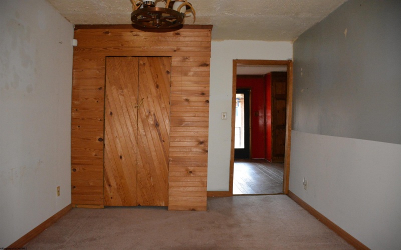 991 Winchester Road, Elizabeth, West Virginia 26143, 1 Bedroom Bedrooms, 5 Rooms Rooms,1 BathroomBathrooms,Single Family Detached,For Sale,Winchester,10157929