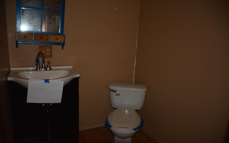 991 Winchester Road, Elizabeth, West Virginia 26143, 1 Bedroom Bedrooms, 5 Rooms Rooms,1 BathroomBathrooms,Single Family Detached,For Sale,Winchester,10157929